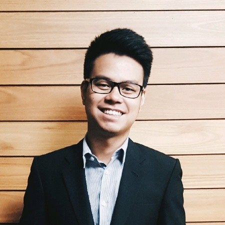 Photo of Kim Tee